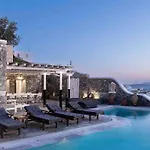 Willa Patron Pool Sunset