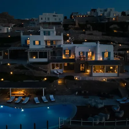 Vila Patron Pool Sunset