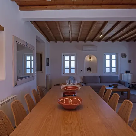 Patron 1 & 2 Pool Sunset Villas- Seven Bedrooms & Five Bedrooms 别墅 Mykonos Town