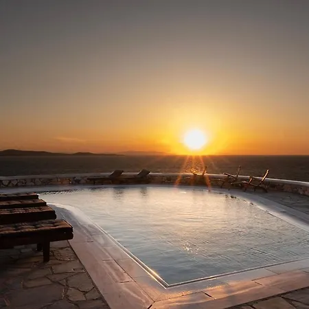 Patron Pool Sunset Mykonos Town